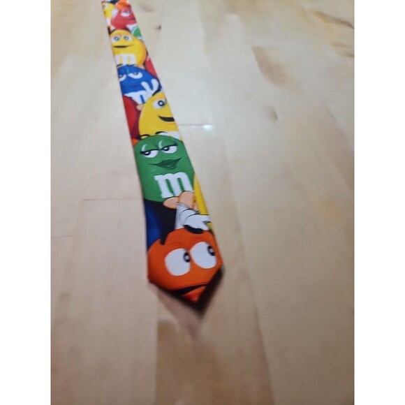 M&M's Characters All Over Large Print Men's Necktie Mars Candy Novelty Tie - Picture 8 of 14